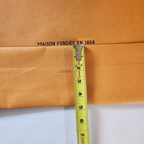 Louis Vuitton Large Empty Paper Gift Shopping Tote Bag 21"x19”x4.75” Decor - Picture 5 of 7